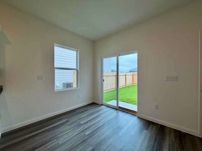 Building Photo - 136 Mullen Wy