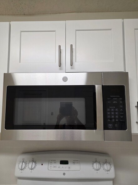 Building Photo - 2526 Taylor St