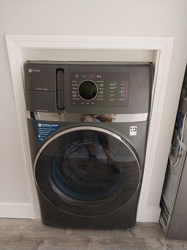 Building Photo - Brand New 2 Bedroom Apartments in Downtown Seneca Falls- Pet Friendly!