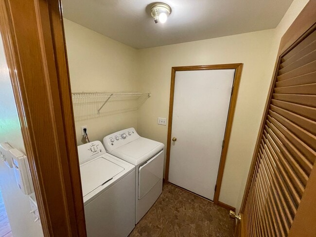 Building Photo - Spacious Home Ready to Rent! Don’t Miss Out!