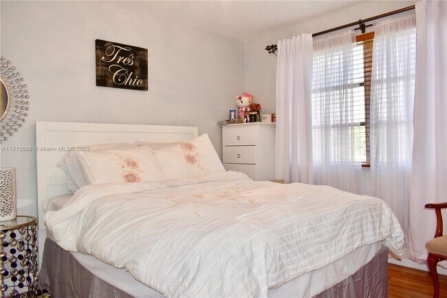 Building Photo - 7860 NW 50th St