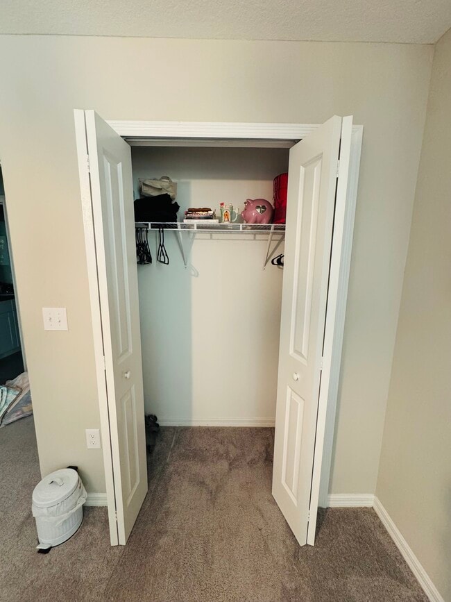 Building Photo - 7335 Canterbury Bells Ct