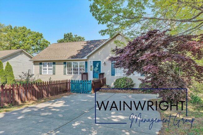 Building Photo - Charming Ranch Convenient Location