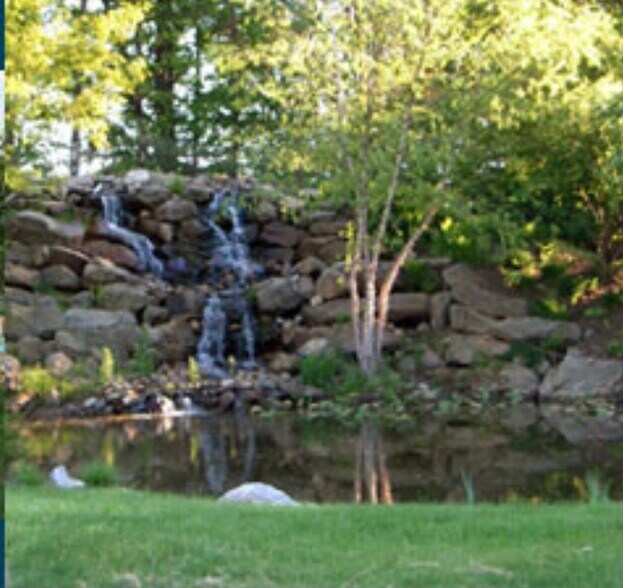 Building Photo - 10092 Hideaway Cove