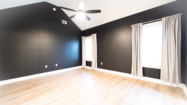 Building Photo - Move-In Special! Free January Rent — Stunning Like-New 4-Bedroom Home Just Minutes from Fort Stewart