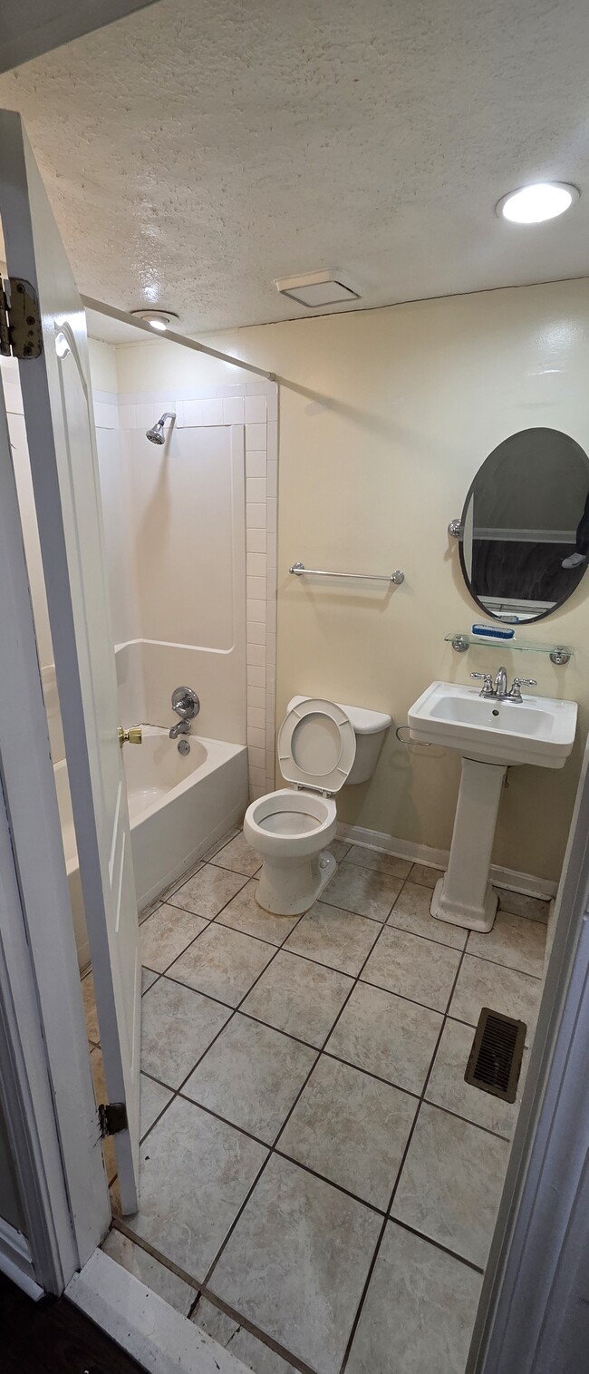 Building Photo - 14300 Indian Head Hwy