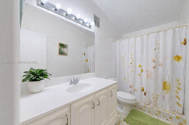 Building Photo - 20704 SW 103rd Pl