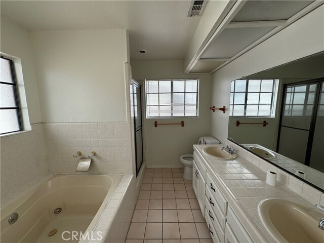 Building Photo - 526 S Catalina Ave