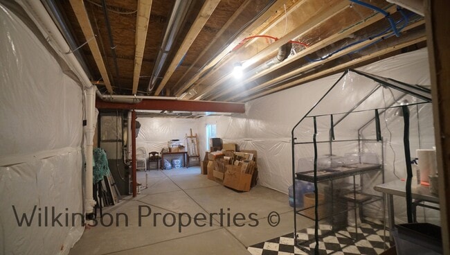 Building Photo - 4737 Helena St