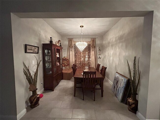 Building Photo - 326 Summer Landing Ct