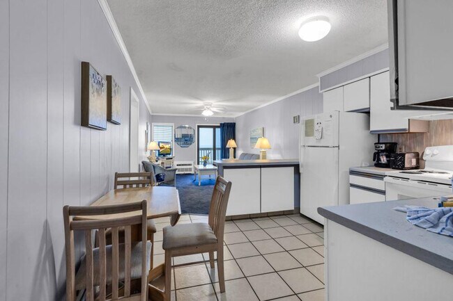 Building Photo - 828 Oxbow Dr