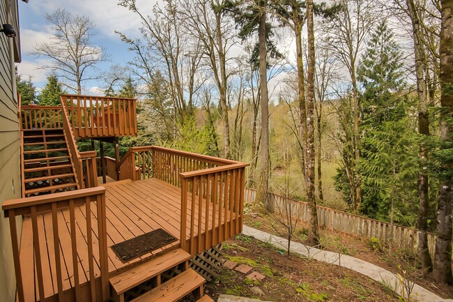Building Photo - 4 Bedroom Home For Rent In Forest Heights
