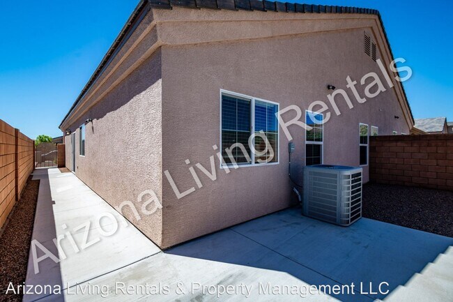 Building Photo - 3 br, 2 bath House - 733 Pala Mesa Drive