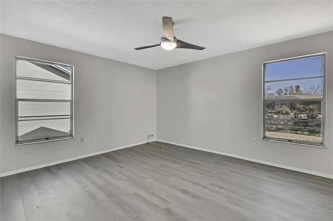 Building Photo - 3332 Vorden St
