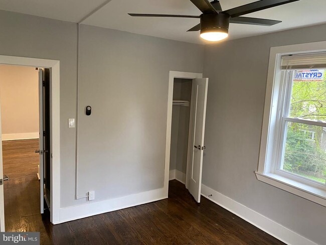 Building Photo - 6100 McCallum St