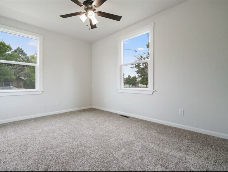 Building Photo - 303 Belford Ave