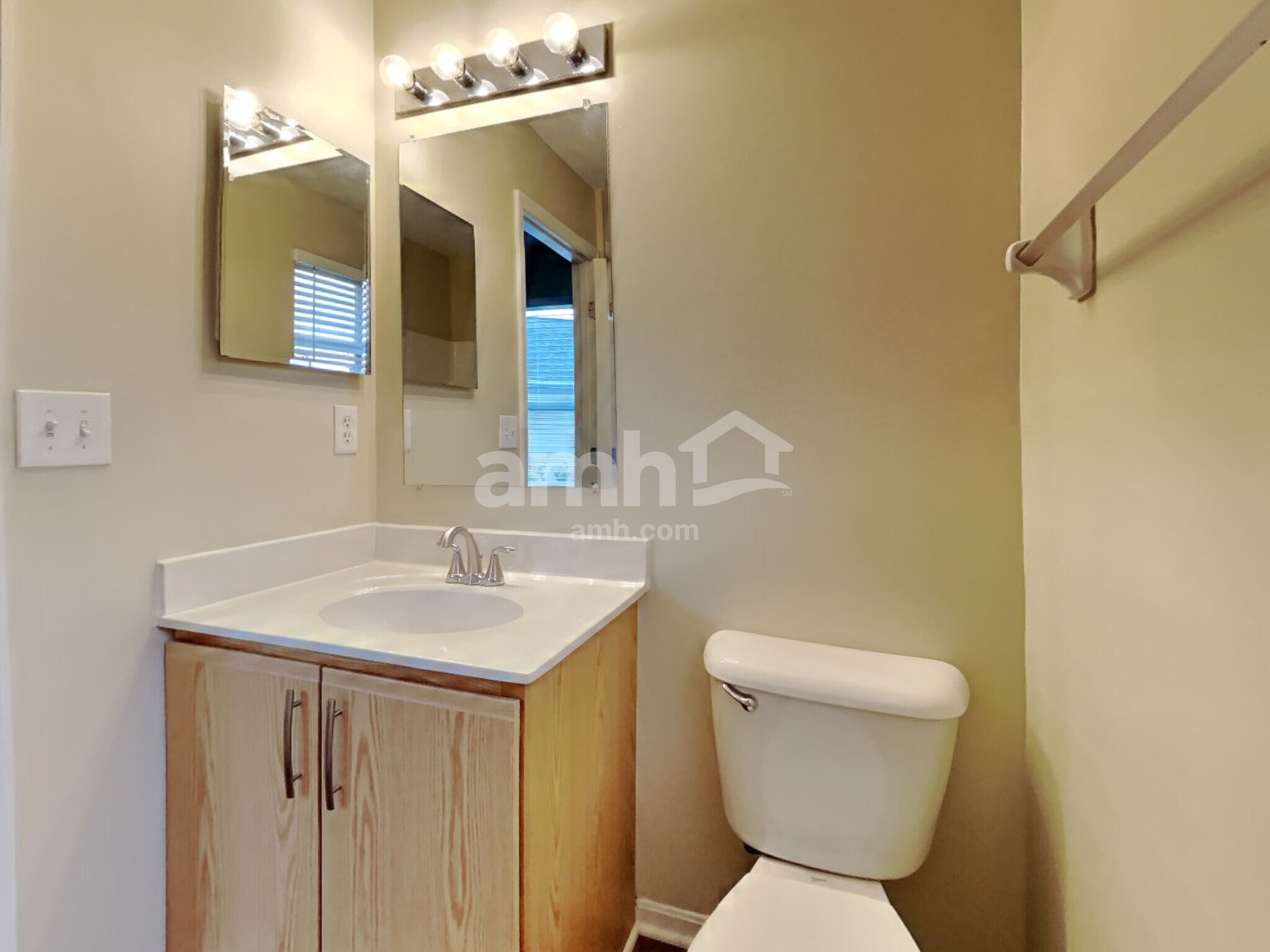 Building Photo - 2571 Allegro Ln