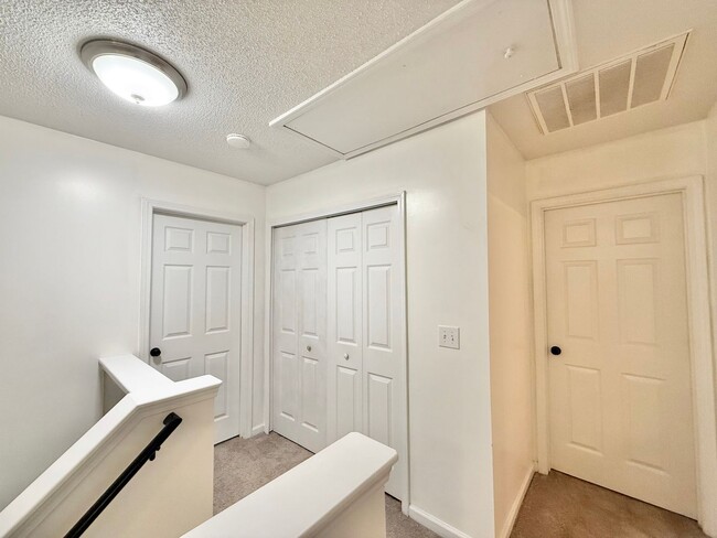 Building Photo - Newly Remodeled 4BD, 2.5BA Raleigh Home wi...
