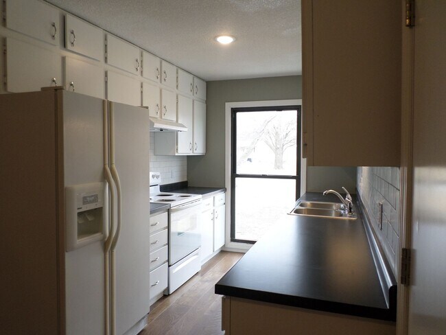 Building Photo - TimberCreek- Manhattan KS