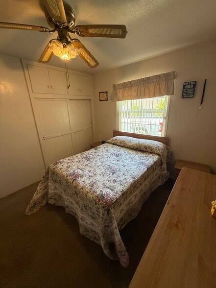 Building Photo - 8917 Reydon St