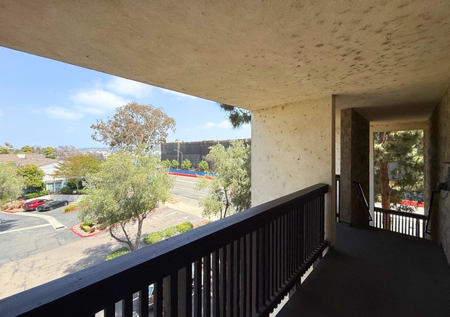 Building Photo - 6416 Friars Rd
