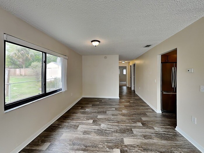 Building Photo - 7527 Atherton Ave