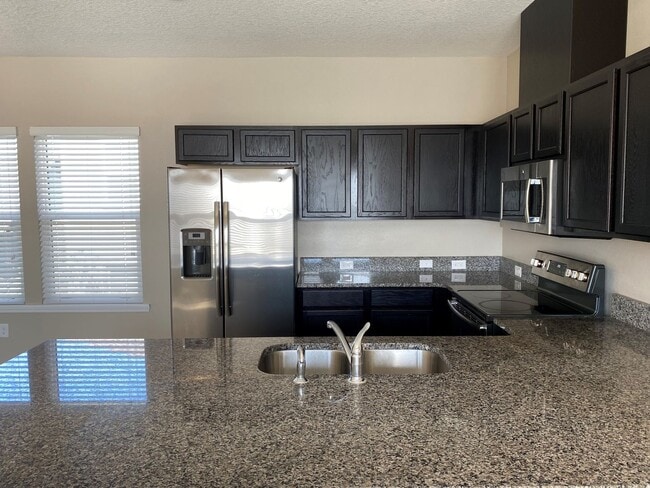 Building Photo - Brand New 1 Bedroom Unit in Laureate Park