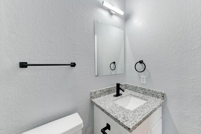 Building Photo - 2 Bed/ 1 Bath in Killeen Tx