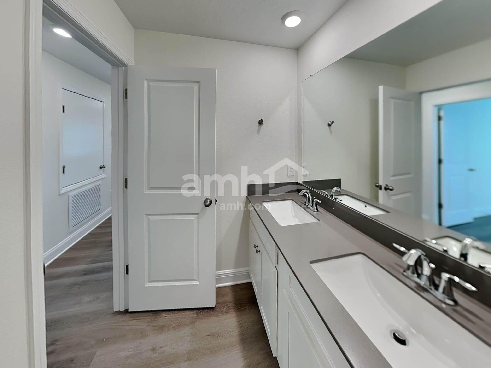 Building Photo - 2242 Dablon Ct