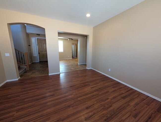 Building Photo - 4 Bedroom 2.5 Bathroom Gate Copper Canyon ...