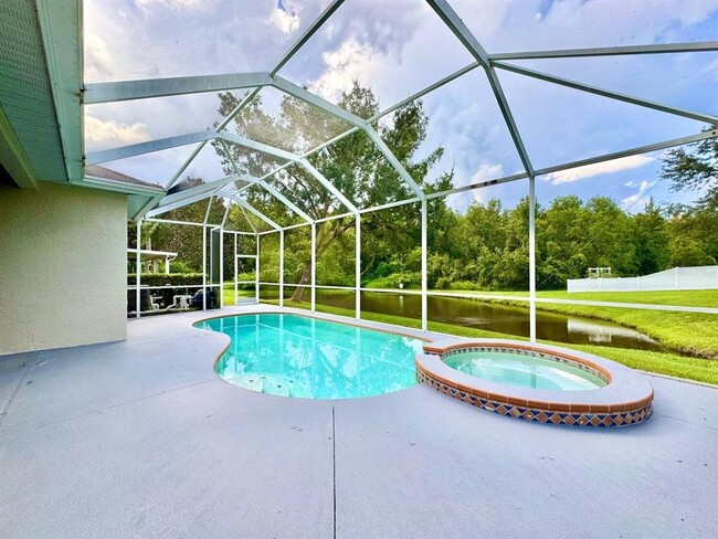 Building Photo - 18205 Fall Creek Dr