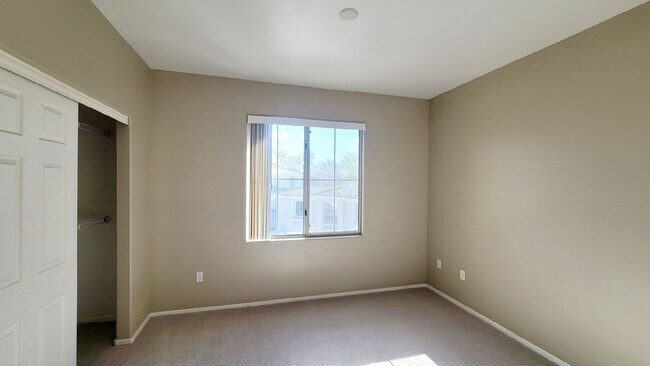 Building Photo - 7185 S Durango Dr