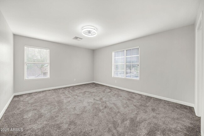 Building Photo - 7859 W Redbird Rd