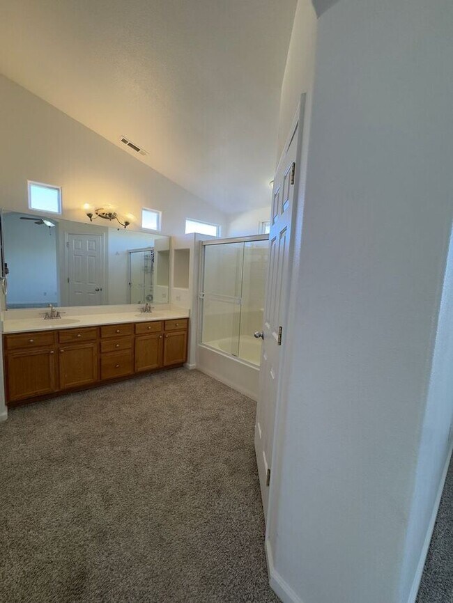 Building Photo - Coming Soon – Beautifully Upgraded North Valleys Rental!