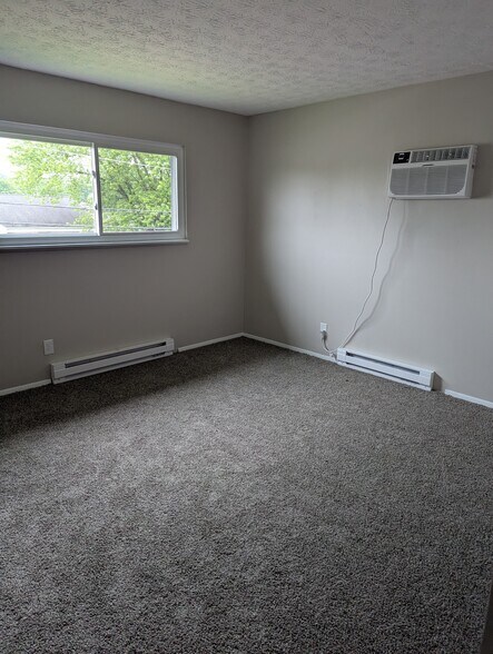 Bedroom 1 - 751 S Broad St