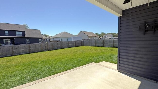 Building Photo - 433 Pomeroy Dr
