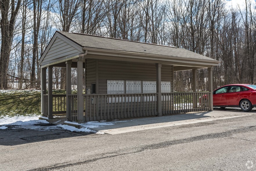 Building Photo - Cedar Wood Apartments