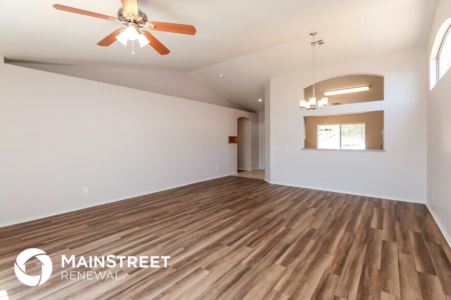 Building Photo - 11185 W El Caminito Dr