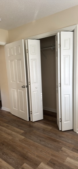 Building Photo - 7337 Leghorn St