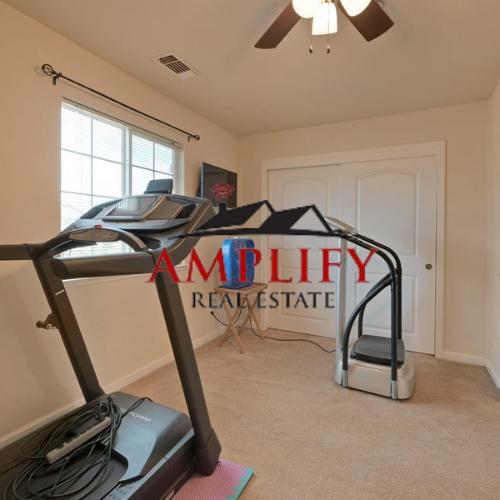 Building Photo - 427 Hetherington Cir