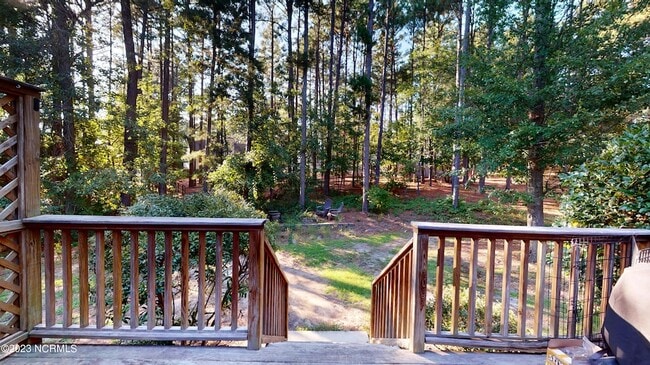 Building Photo - 45 Old Hunt Rd