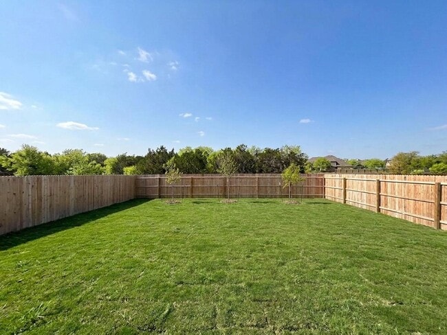 Building Photo - Dual Primary Suites! Spacious Home w/ Open Kitchen & Community Pool!