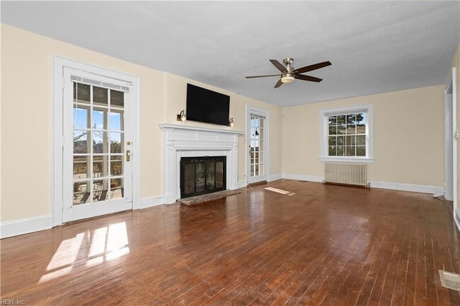 Building Photo - 2800 Chesterfield Blvd