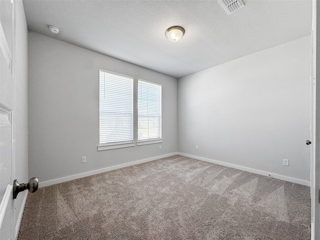 Building Photo - 7511 Bristlegrass Colony Ct