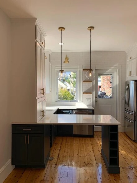 Building Photo - 147 Princeton St