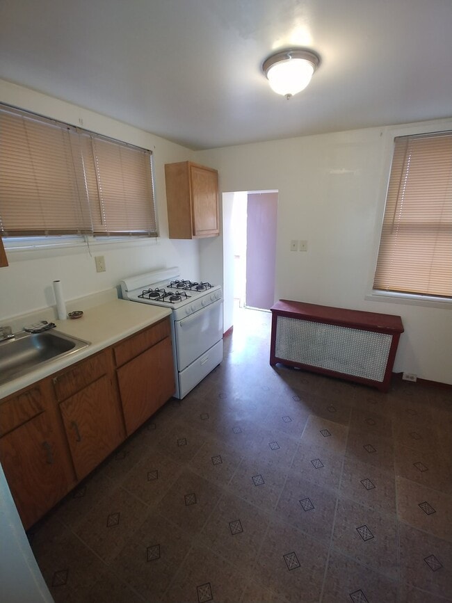 Building Photo - Olney Area-Great rental home