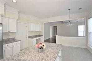 Building Photo - 740 Henley Ct