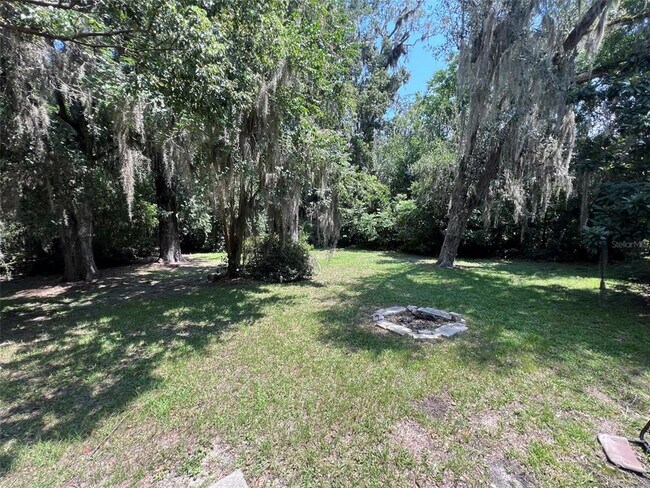 Building Photo - 1516 NW 14th Ave