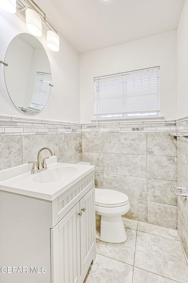 Building Photo - 6200 Palo Alto Ave