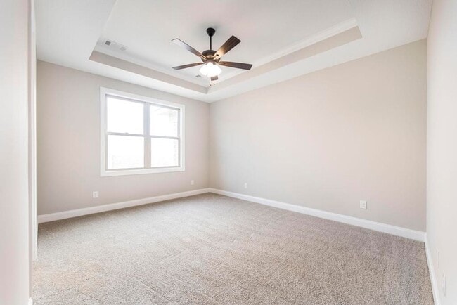 Building Photo - 402 Otters Rdg Dr